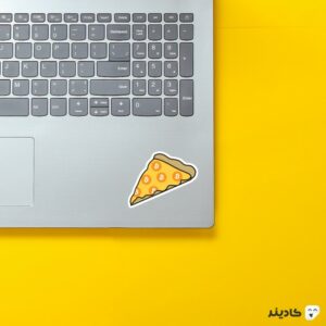 استیکر لپ تاپ بیت کوین به خوشمزگی پیتزا! روی لپتاپ