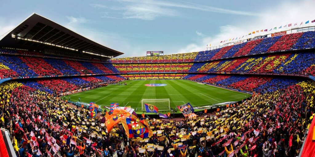 باشگاه بارسلونا یکی از پرافتخارترین تیم‌های اسپانیا و جهان است. بارسلونا اسطوره‌های متعددی مانند؛ لیونل مسی و ژاوی به فوتبال معرفی کرده است.