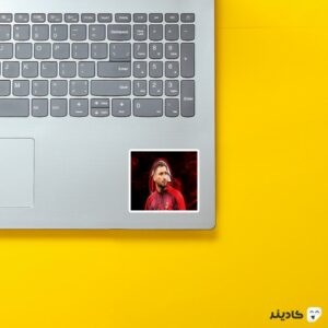 استیکر لپ تاپ جیانلوییجی داناروما روی لپتاپ