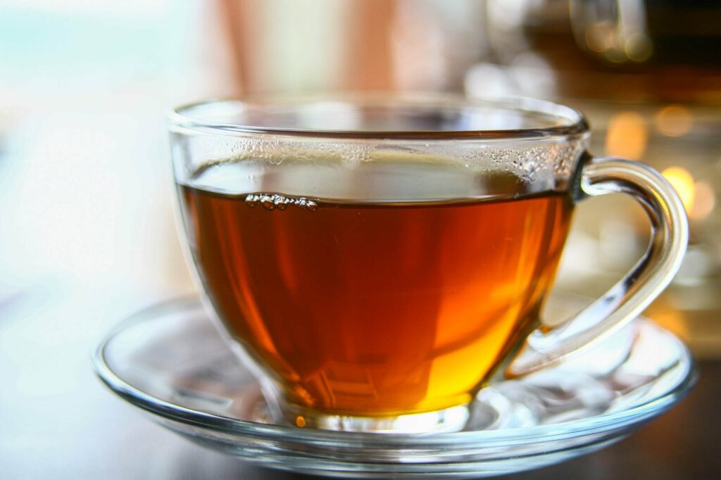 چای یکی از محبوب‌ترین نوشیدنی‌های مردم ایران است. کشت و صنعت چای در ایران قدمتی صدساله دارد و اکنون بخشی از فرهنگ کشور ما شده است.