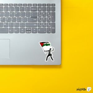 استیکر لپ تاپ جنگ - سرباز فلسطینی روی لپتاپ