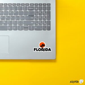 استیکر لپ تاپ کشور ایالات متحده آمریکا - شهر فلوریدا روی لپتاپ
