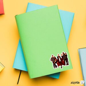 استیکر لپ تاپ سریال لوسیفر - بازیگران سریال روی دفترچه