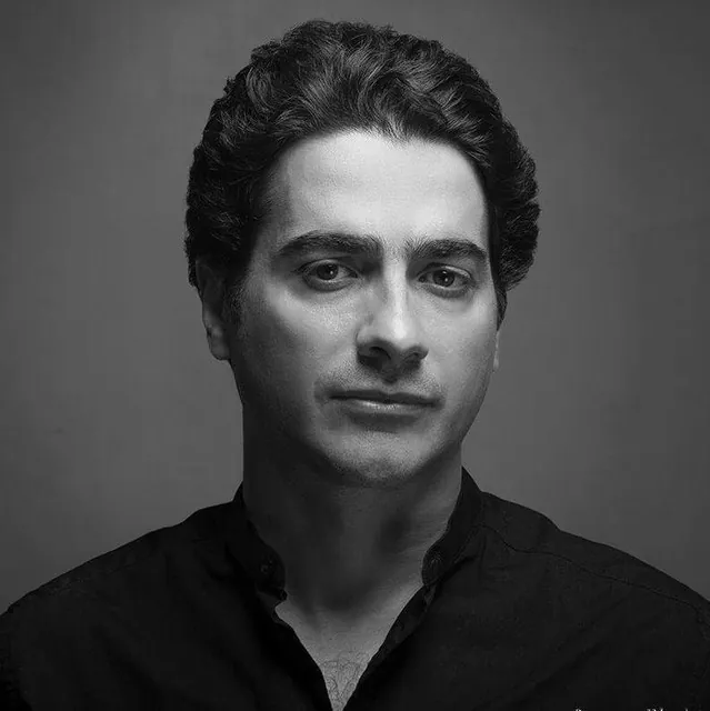 همایون شجریان فرزند محمدرضا شجریان خواننده مطرح ایرانی است که در زمینه موسیقی سنتی کار می‌کند. همایون‌ شجریان چندین آلبوم منتشر کرده است.